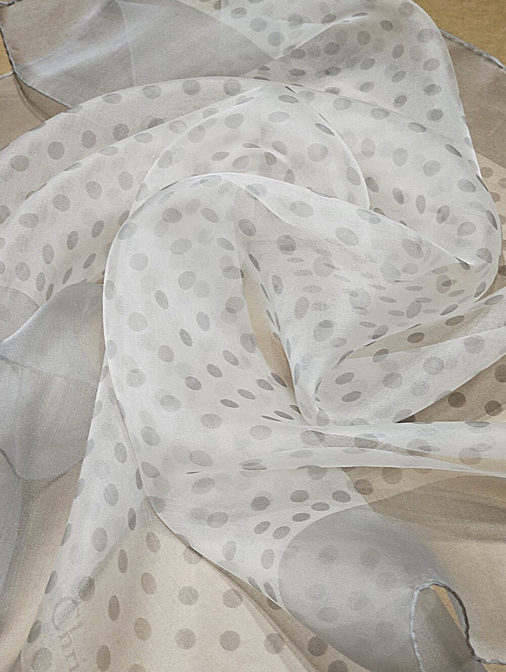 CHRISTIAN DIOR ORGANZA SCARF
